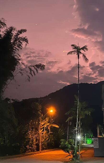 Apto Vista P/mar, Varanda Gourmet E 350m Da * Ubatuba