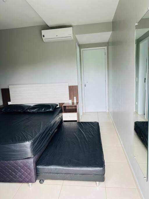 Apto Vista P/mar, Varanda Gourmet E 350m Da Apartamento Ubatuba